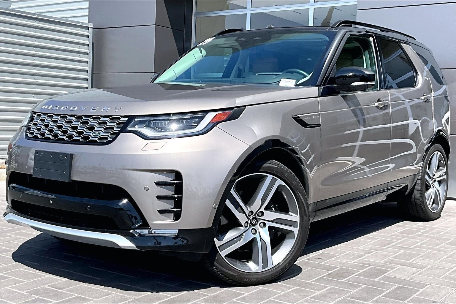 2025 Land Rover Discovery