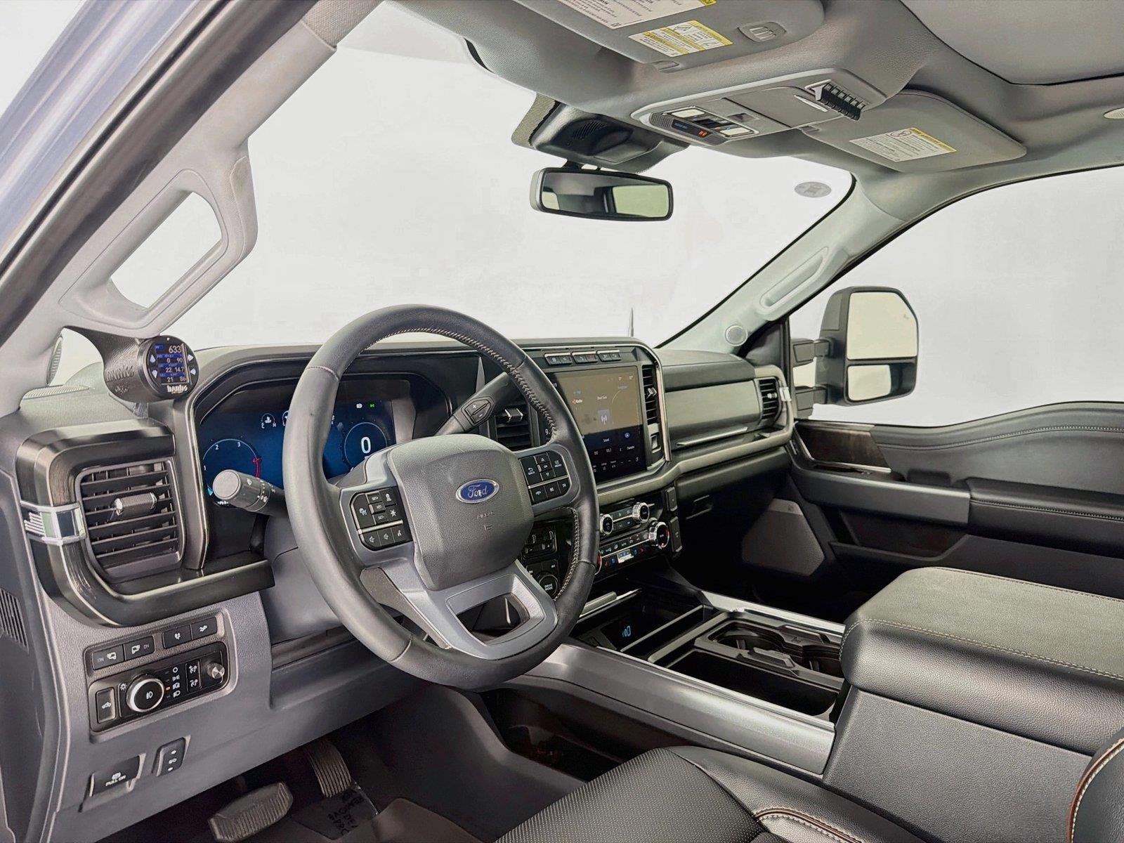 Used 2024 Glacier Gray Metallic Tri-Coat Ford LARIAT image 4