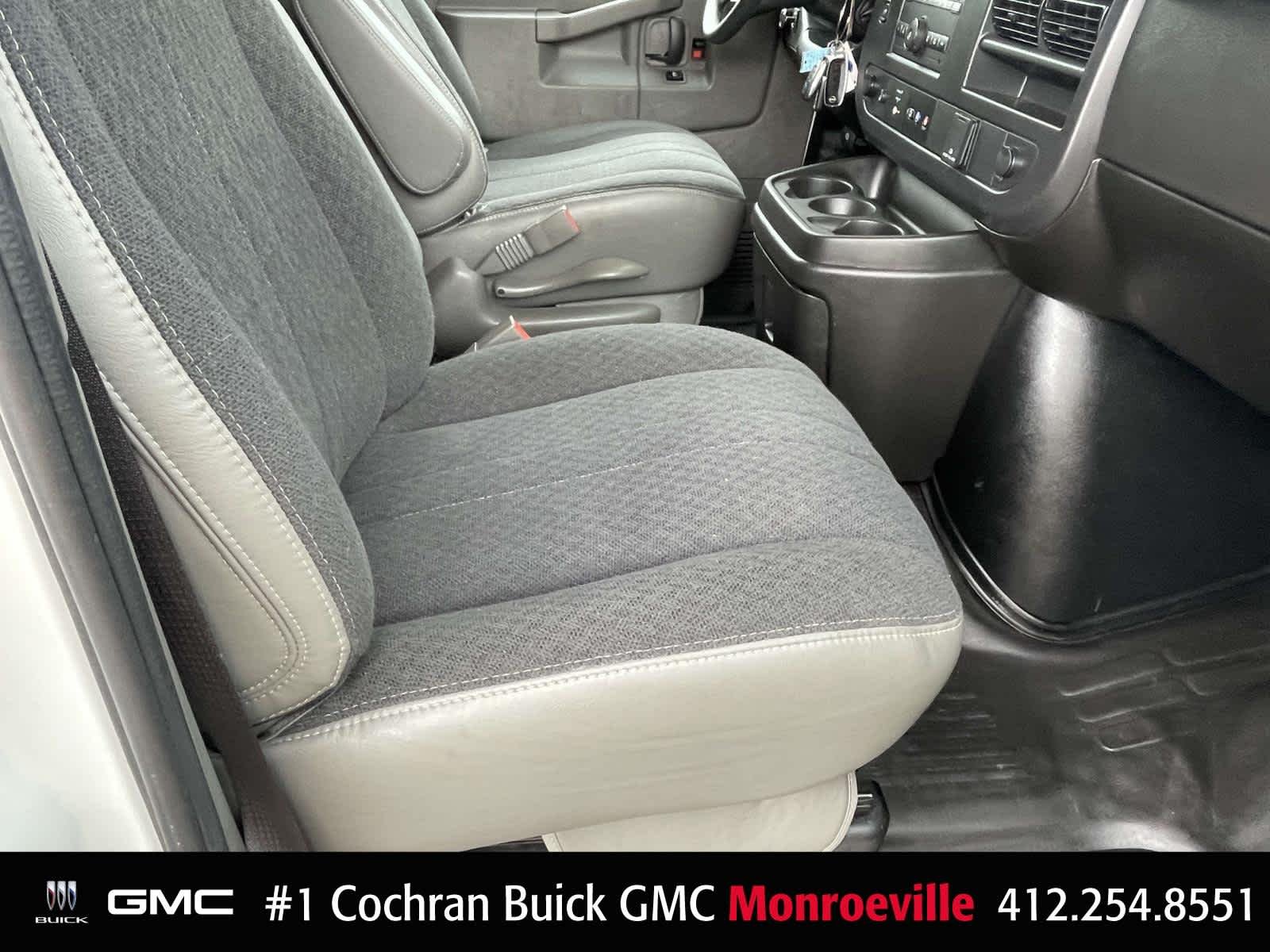 Used 2025 Summit White Chevrolet WT image 18