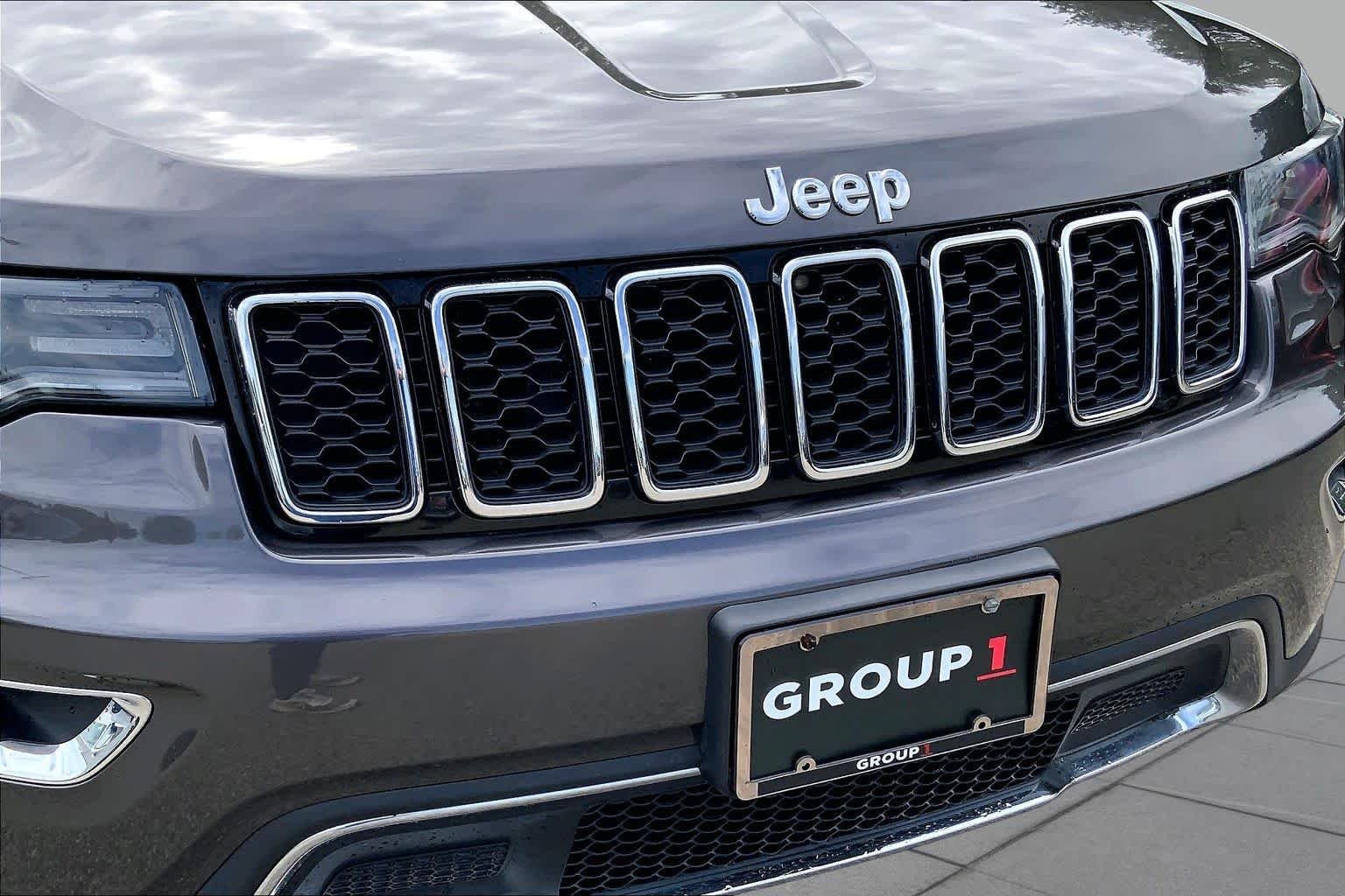 Used 2021 Sangria Metallic Clearcoat Jeep Limited image 32