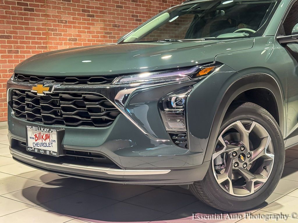 2026 CHEVROLET TRAX - Image 2