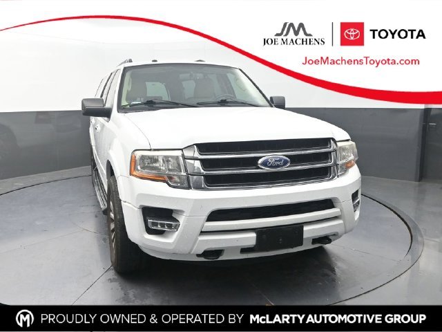 Used 2017 White Ford XLT image 1