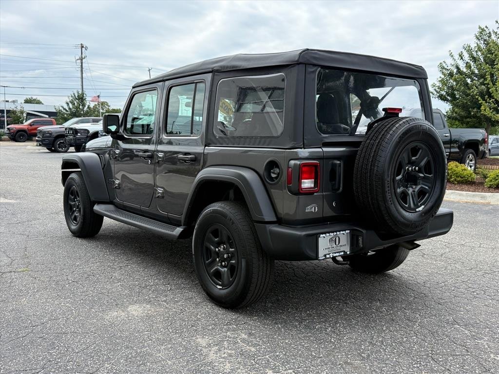 Used 2022 GRAY Jeep Sport image 5