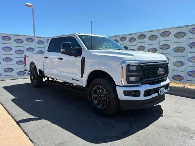 New 2026 Oxford White Ford XL image 2