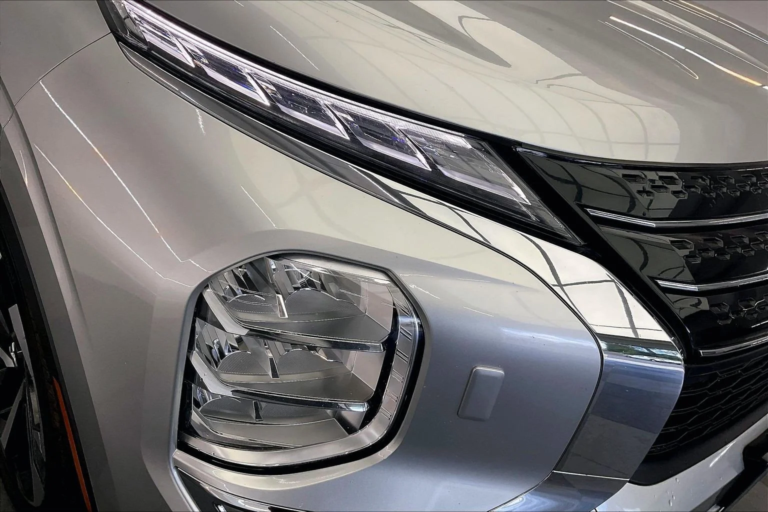2023 Mitsubishi Outlander Plug-In Hybrid SE - Photo 27