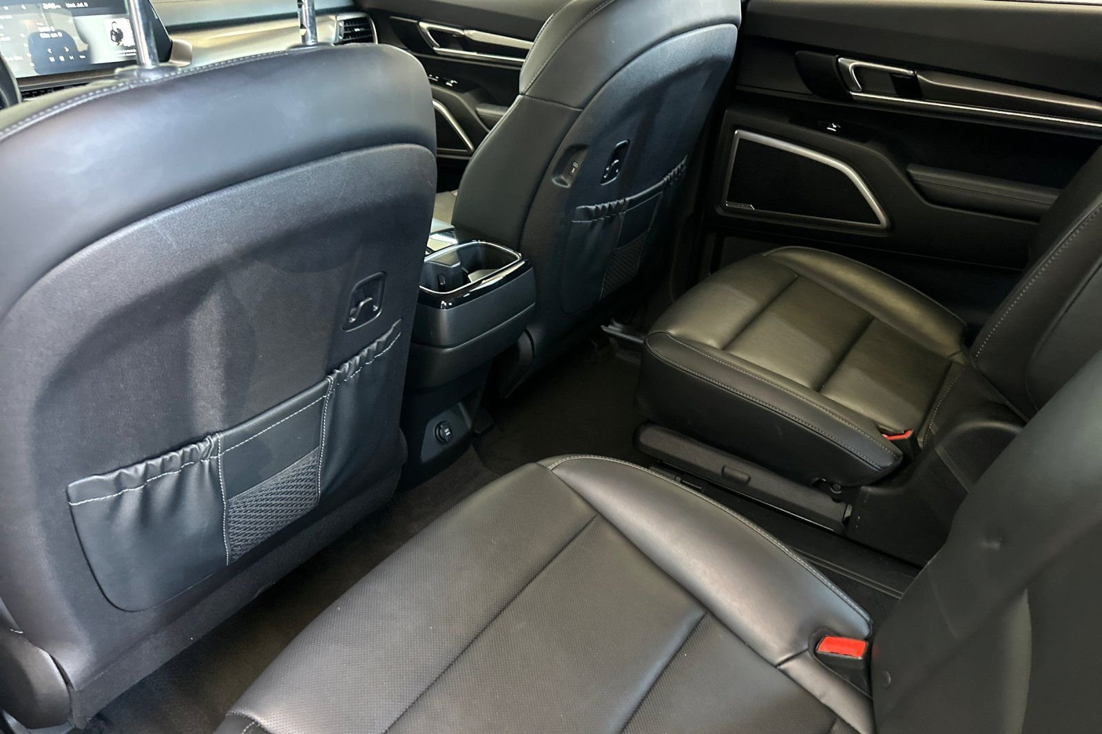 Used 2024 Green Kia S image 13