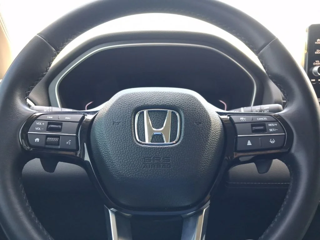 Used 2025  Honda EX-L image 30