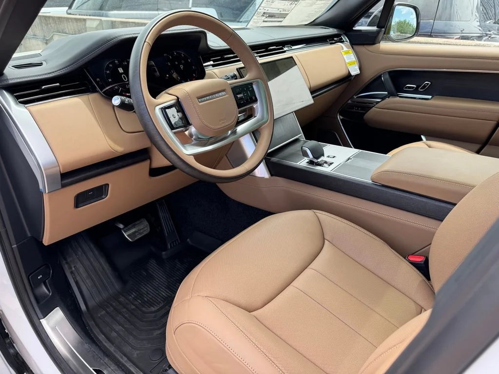 New 2026 White Land Rover Autobiography image 10