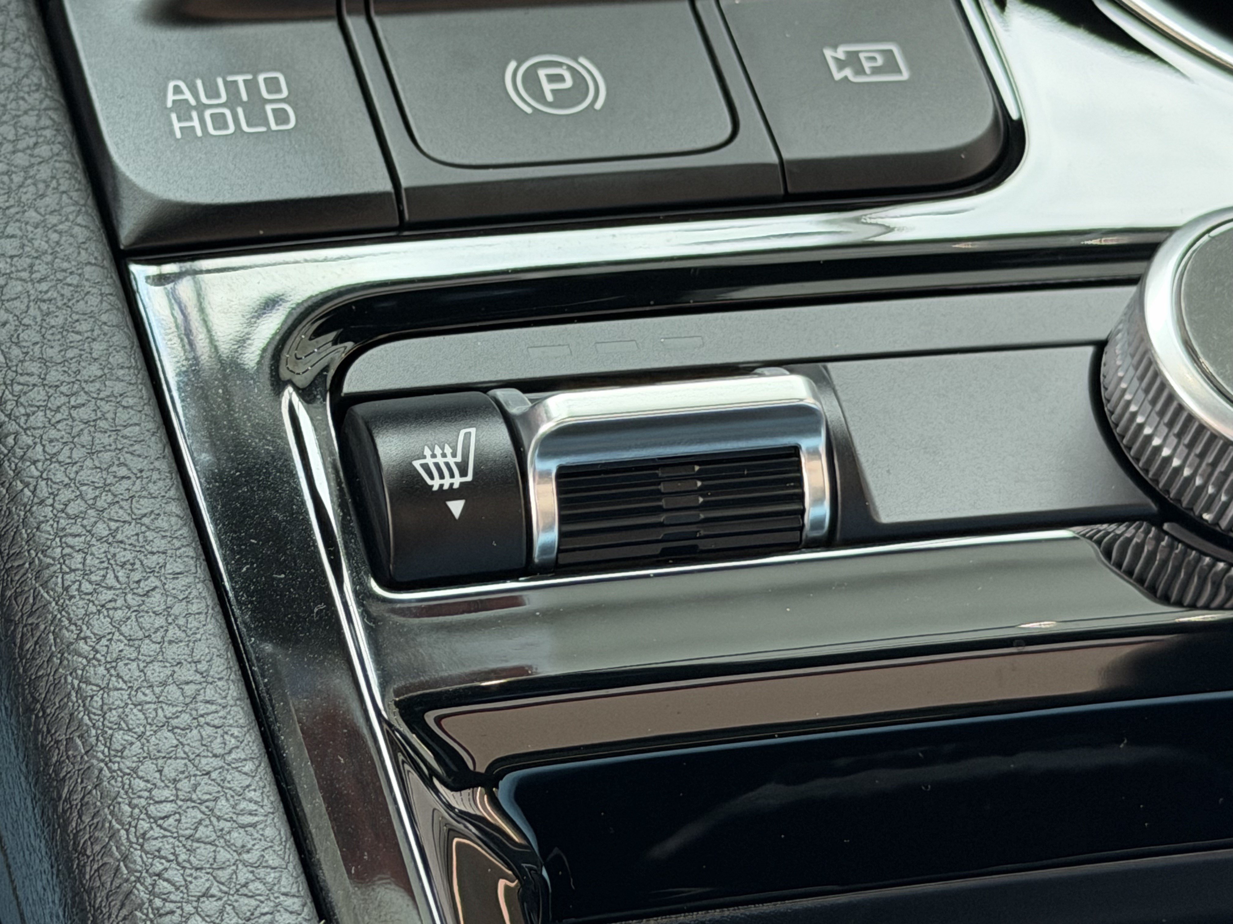 New 2026 Wolf Gray Kia GT-Line image 23