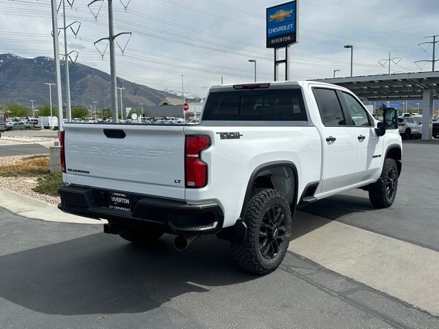 New 2026 Summit White Chevrolet LT image 23
