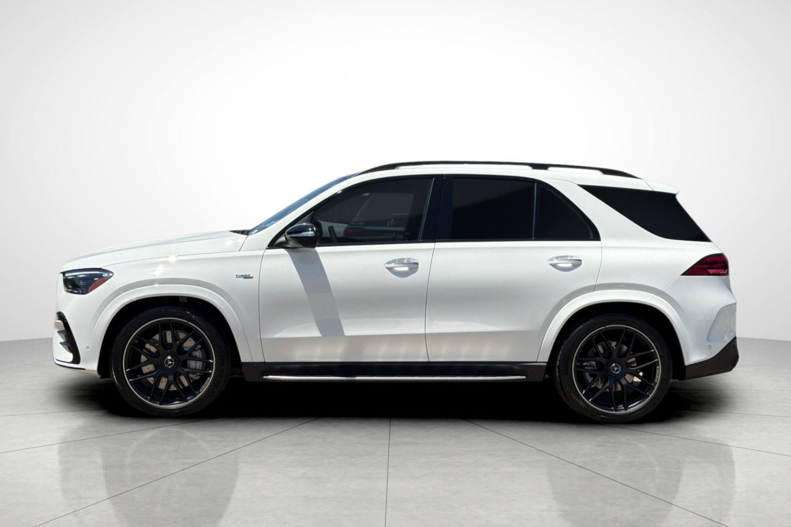 New 2026 Polar White Mercedes-Benz GLE 53 AMG® image 33