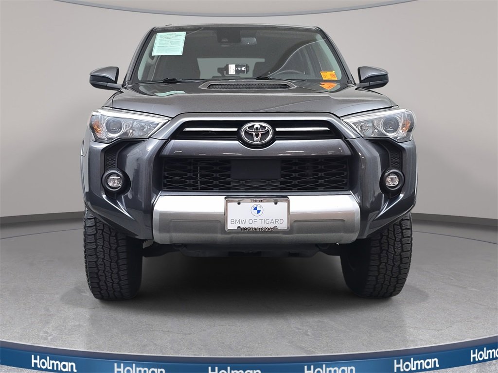 2022 Toyota 4Runner TRD Off-Road photo 2