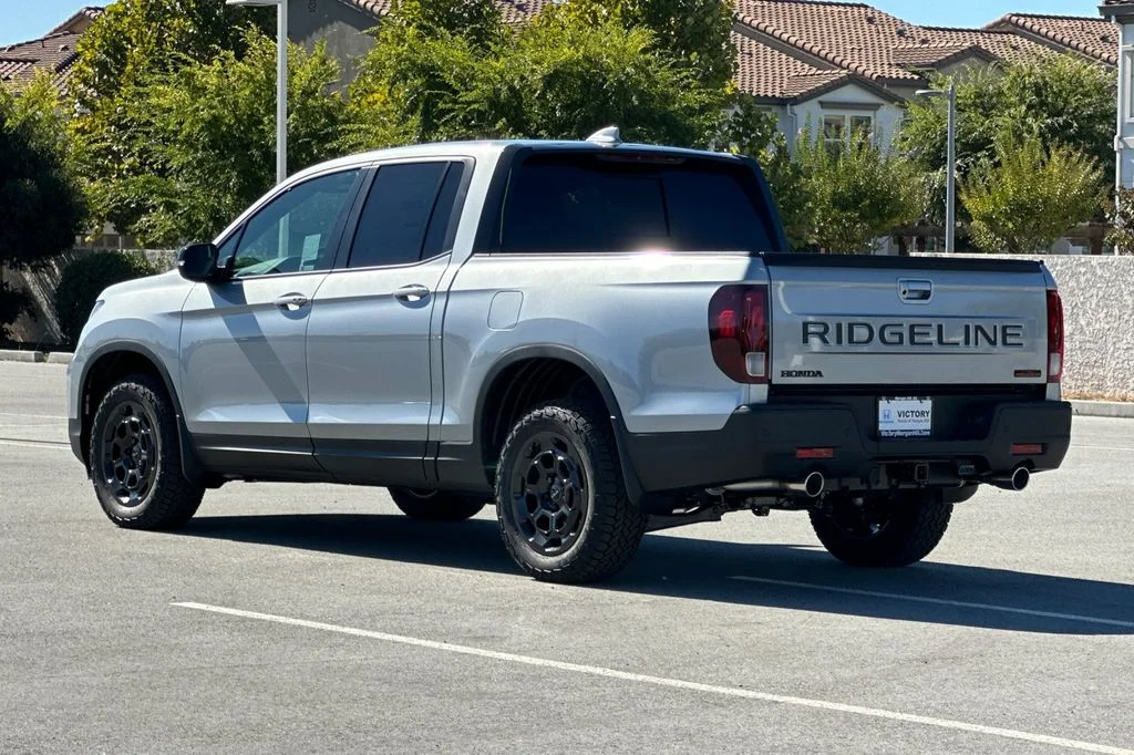 New 2026 Solar Silver Metallic Honda TrailSport+ image 6