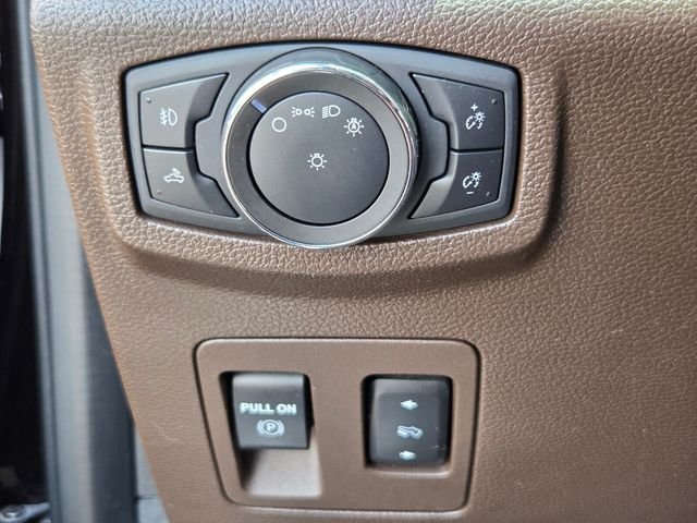 Used 2020  Ford King Ranch image 28
