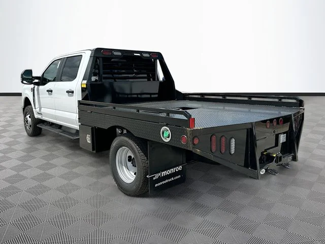 New 2026 Oxford White Ford XL image 4