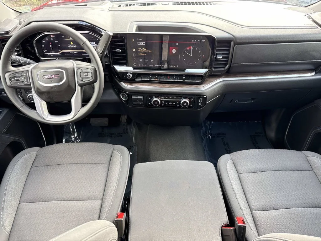 Used 2025 Red GMC Elevation image 21