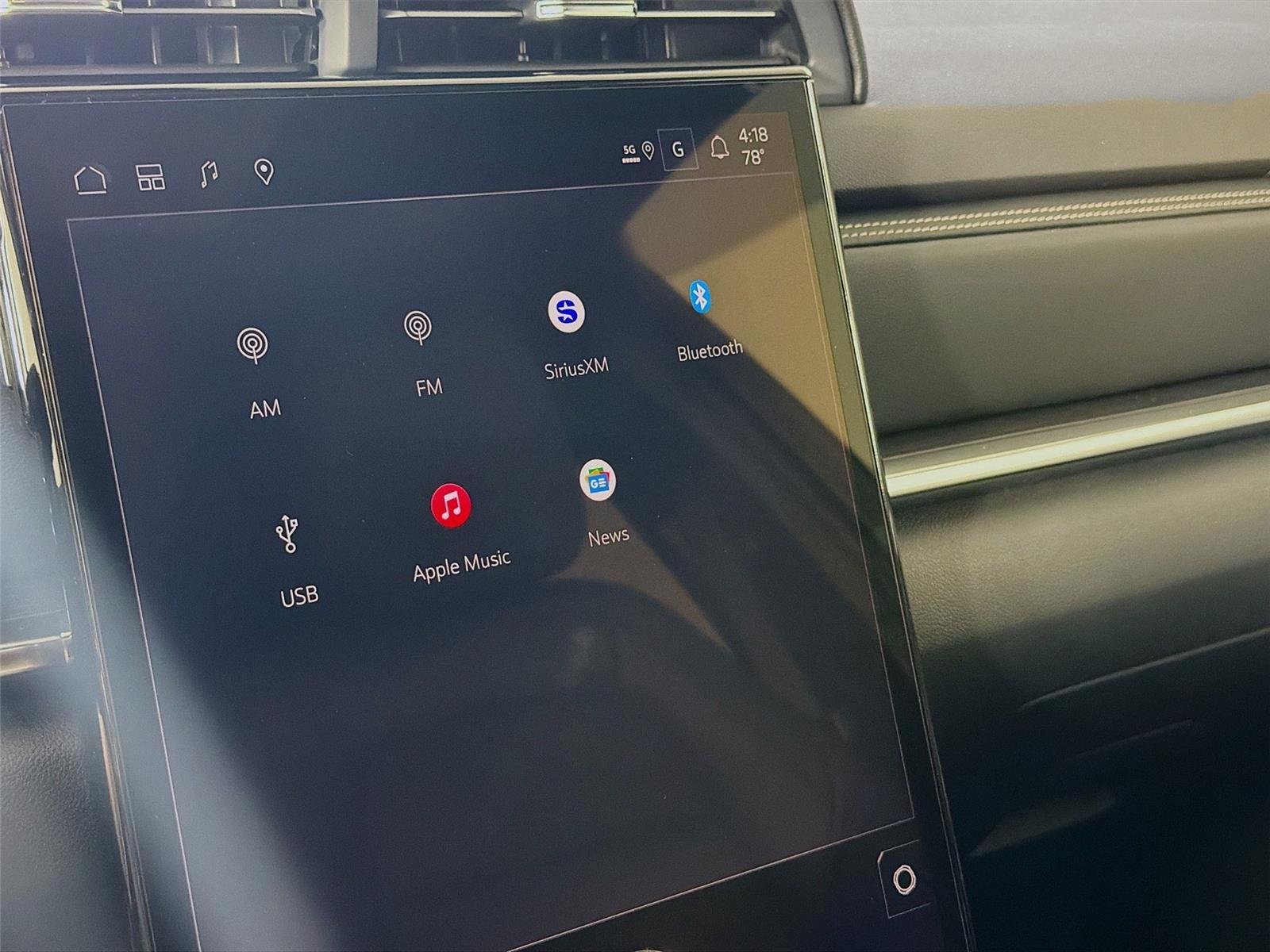 New 2027 Sterling Metallic GMC AWD Elevation image 19