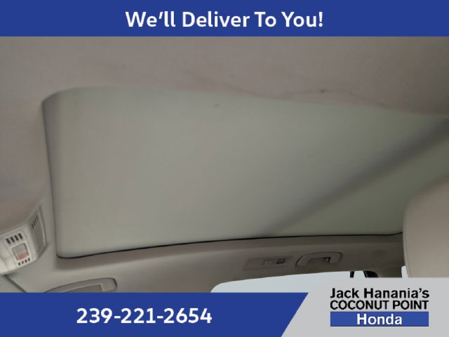 Used 2021 Blue Volkswagen 2.0T SE image 21