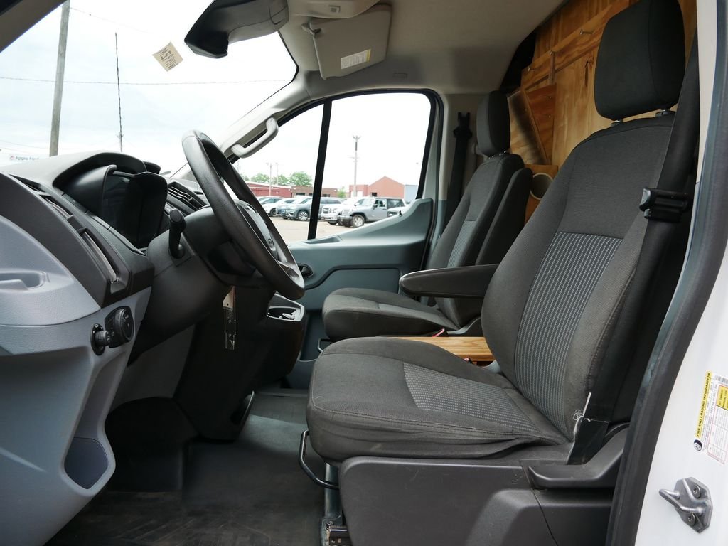 Certified Used 2018 White Ford Base image 12