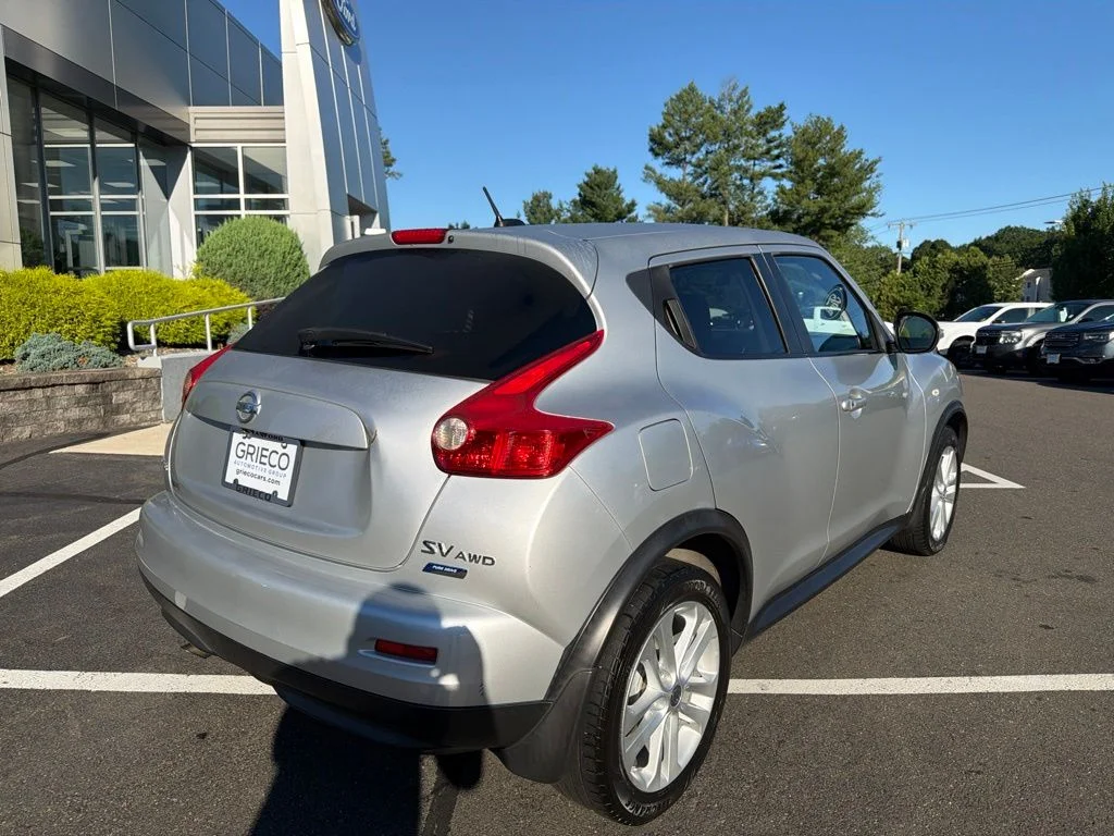 Used 2013 Brilliant Silver Nissan SV image 3