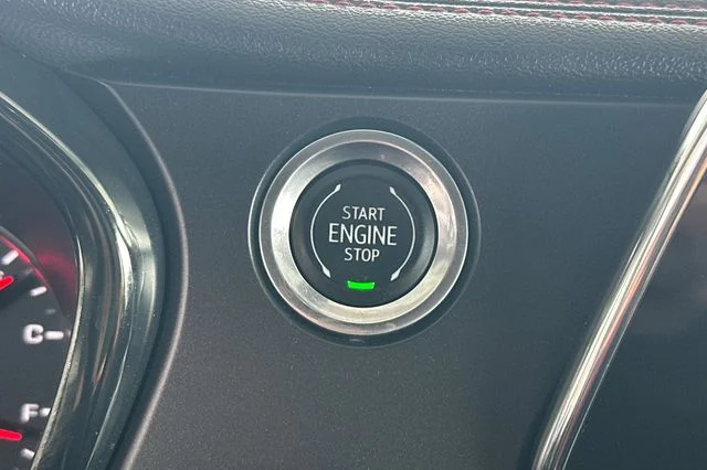 Used 2021 Red Chevrolet RS image 29