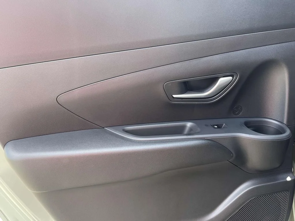 New 2025 Green Hyundai SEL image 9