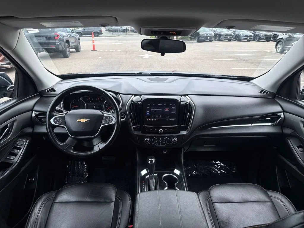 Used 2020 Gray Chevrolet 3LT image 12
