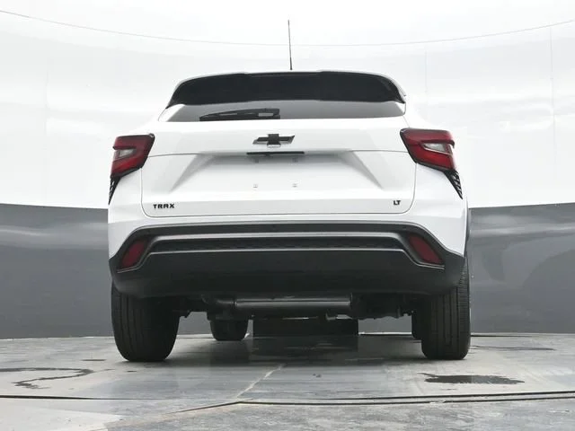 New 2026 Summit White Chevrolet LT image 18