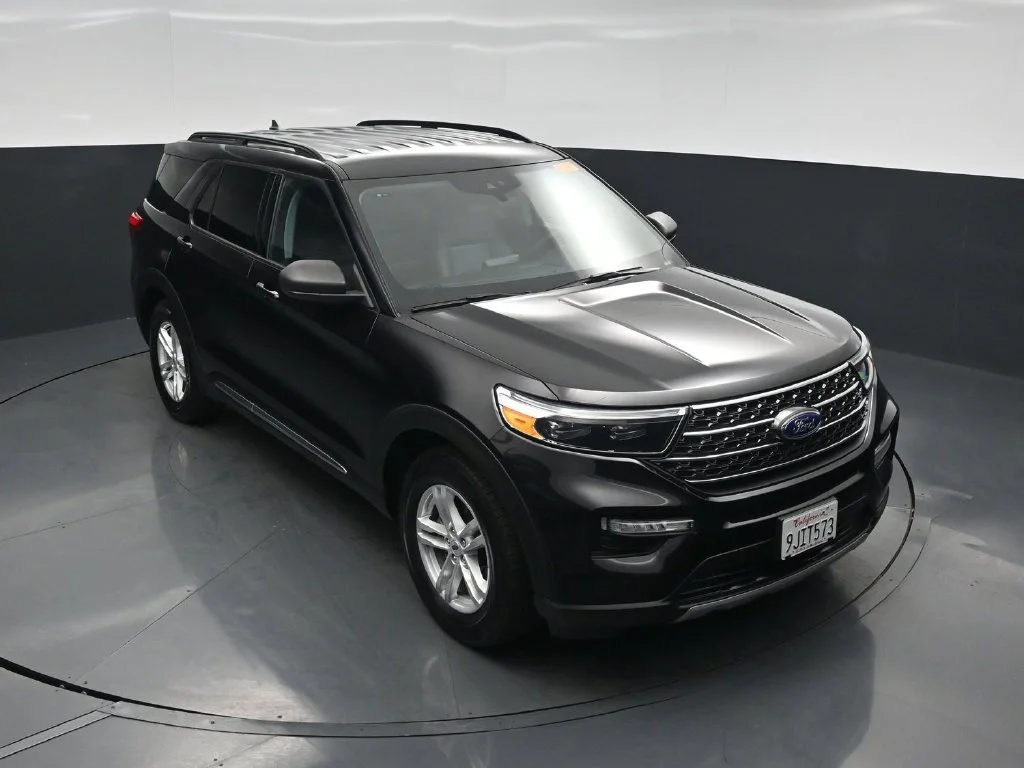 Used 2023 Black Ford XLT image 31