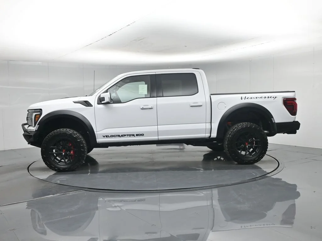New 2026 Oxford White Ford Raptor image 33
