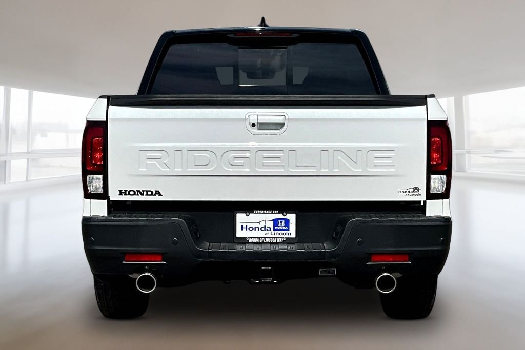 2026 Honda Ridgeline Black Edition - Photo 4