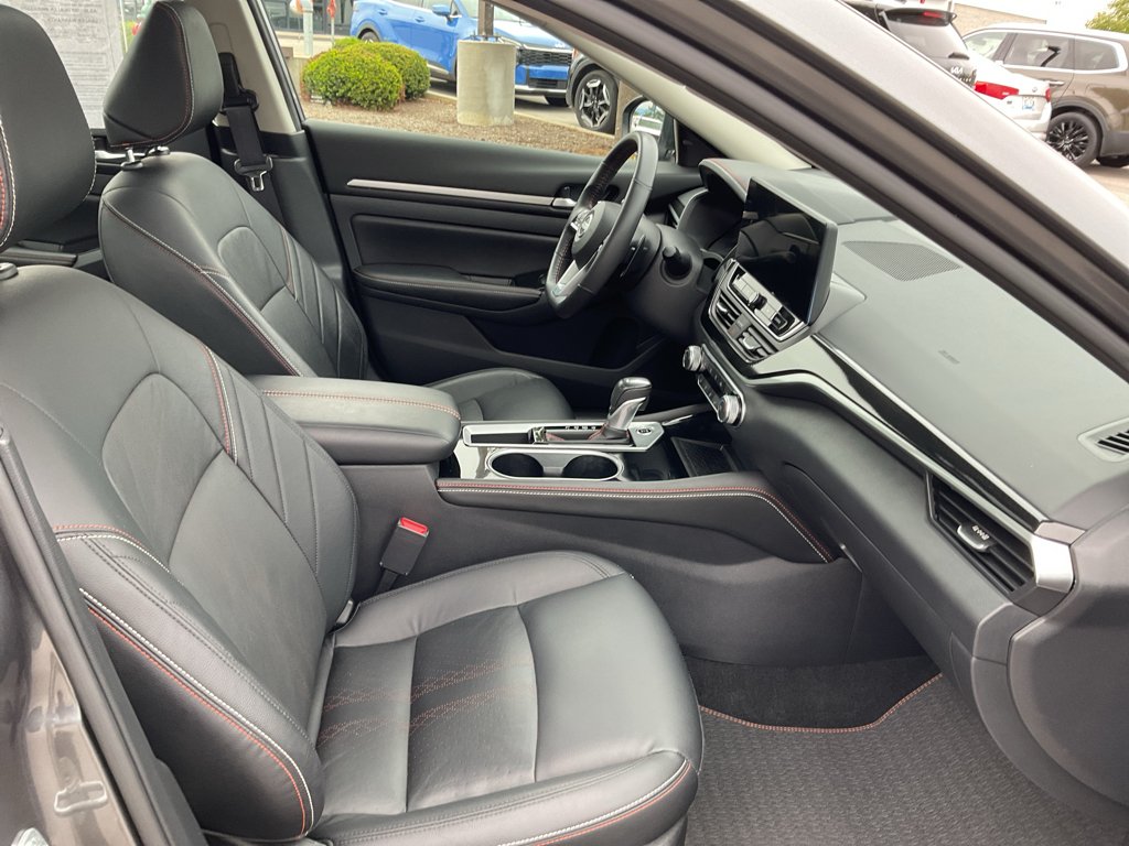 Used 2024 Gun Metallic Nissan 2.5 SR image 13