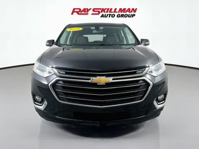 2019 Chevrolet Traverse 1LT - Photo 2