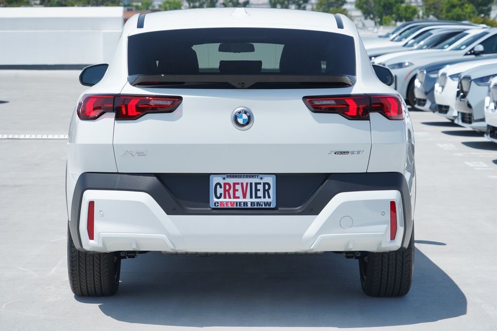 New 2026 Alpine White BMW xDrive28i image 6