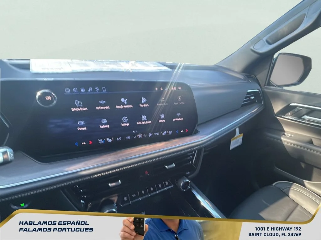 2026 Chevrolet Suburban Premier - Photo 17