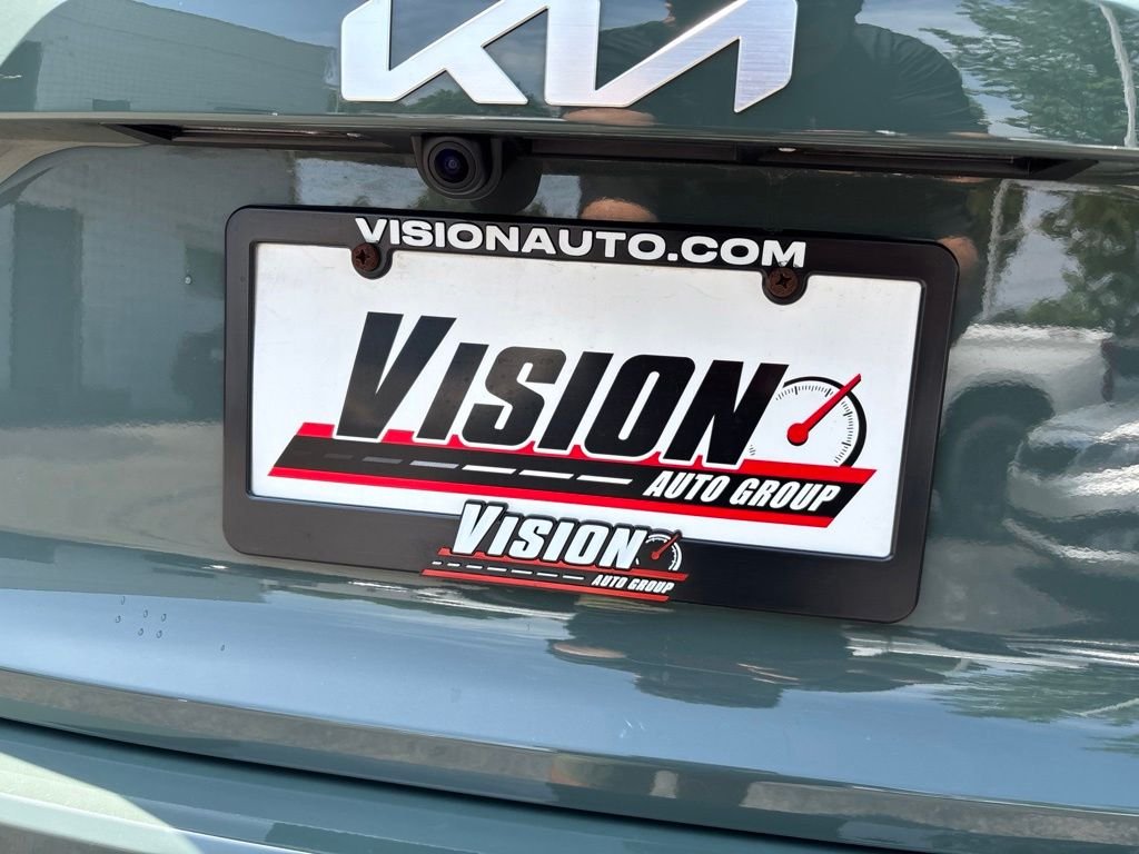 Used 2025 Green Kia EX image 15