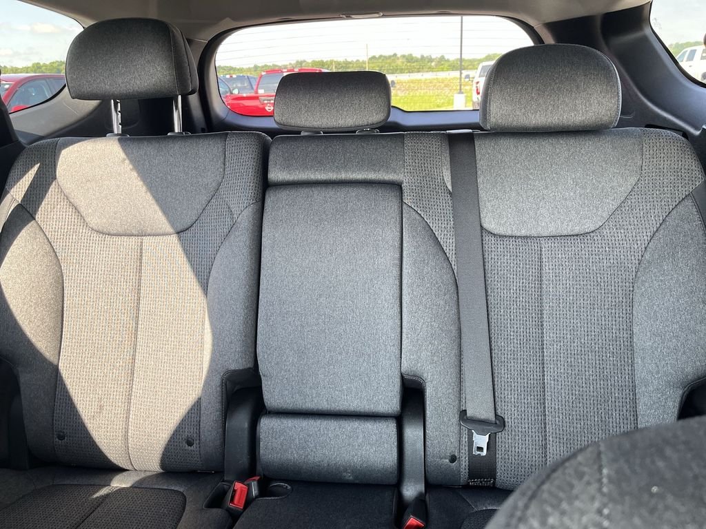 Used 2023 Silver Hyundai SEL image 22