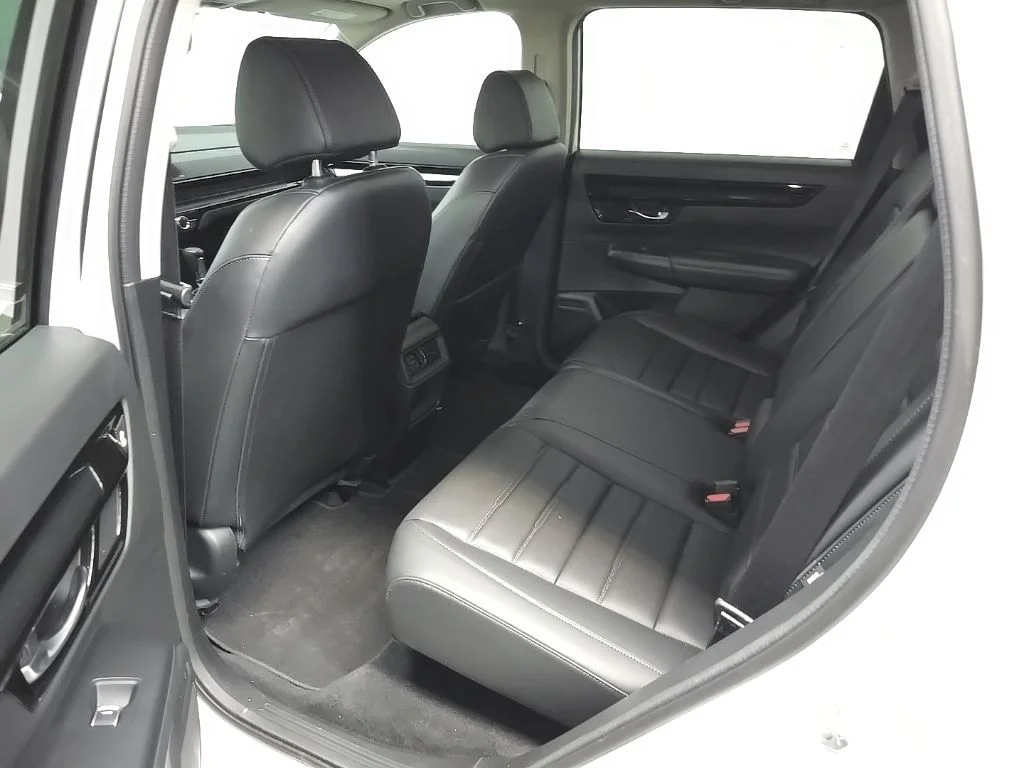 Used 2023 White Honda EX-L image 31
