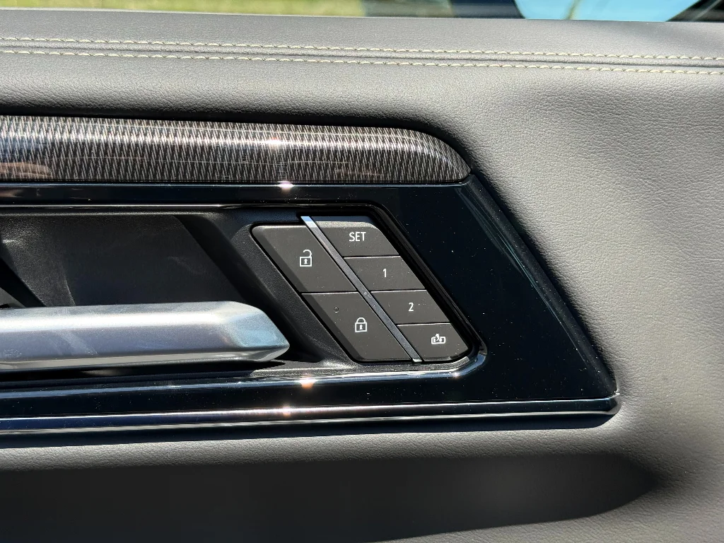 2026 GMC Yukon Elevation - Photo 21
