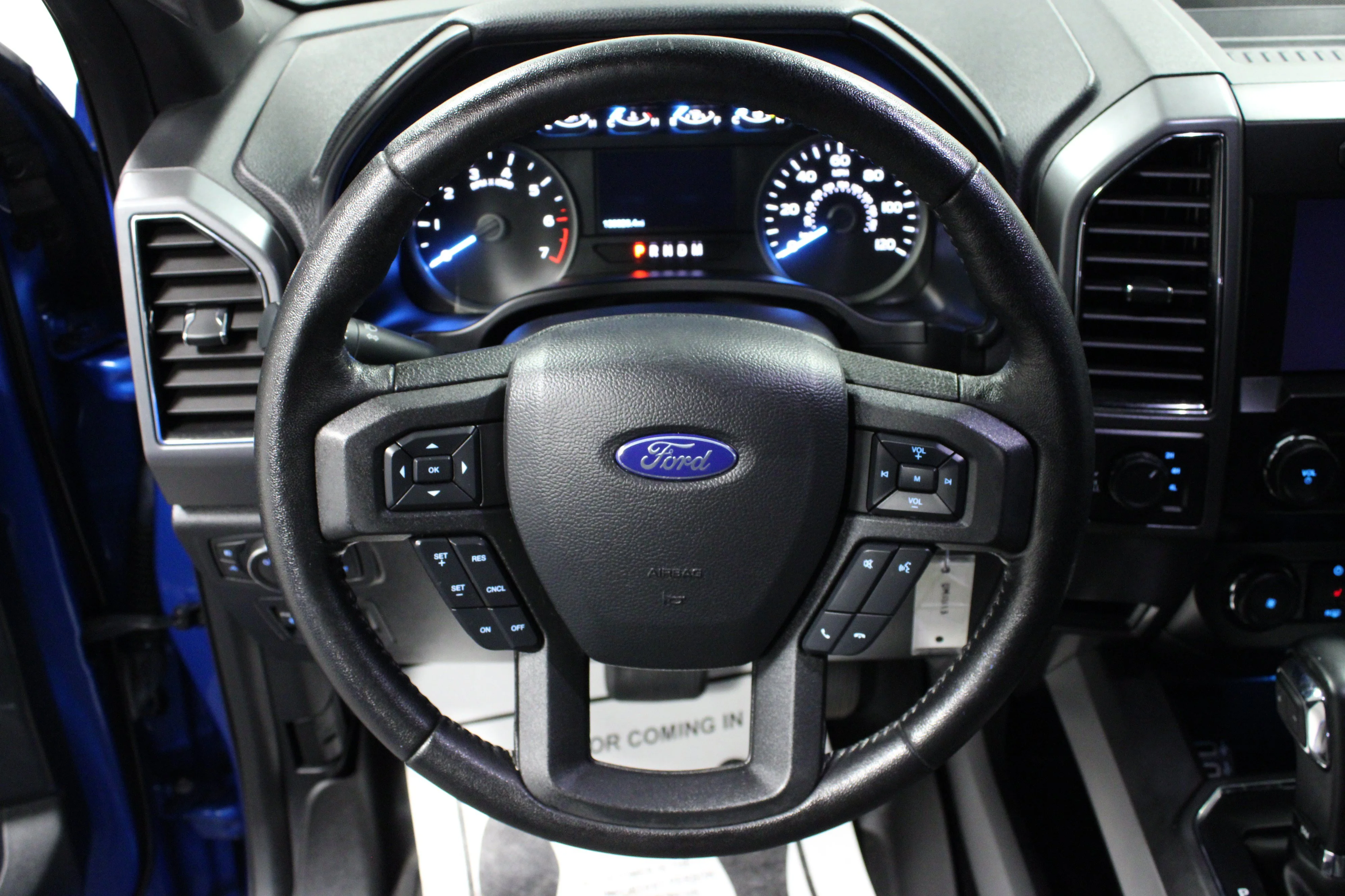 Used 2019 Velocity Blue Metallic Ford XLT image 17