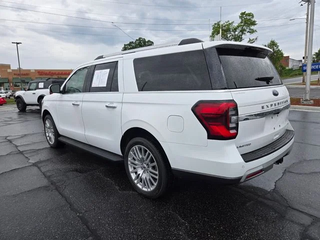 Used 2024 White Ford Limited image 6