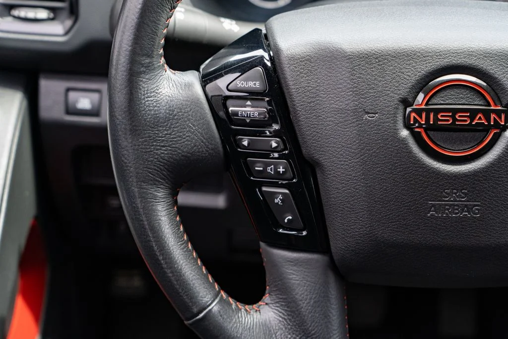 Used 2022 Black Nissan PRO-4X image 13
