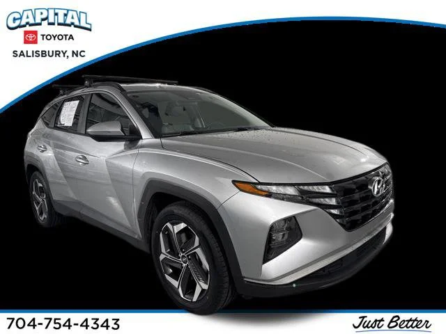 Used 2023 Silver Hyundai SEL image 1