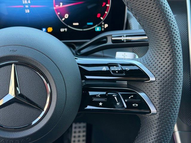 New 2026 MANUFAKTUR exclusive graphite grey magno Mercedes-Benz GLC 300 image 18