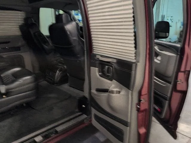 Used 2021 SPECIAL EXTERIOR COLOR Chevrolet LS image 29