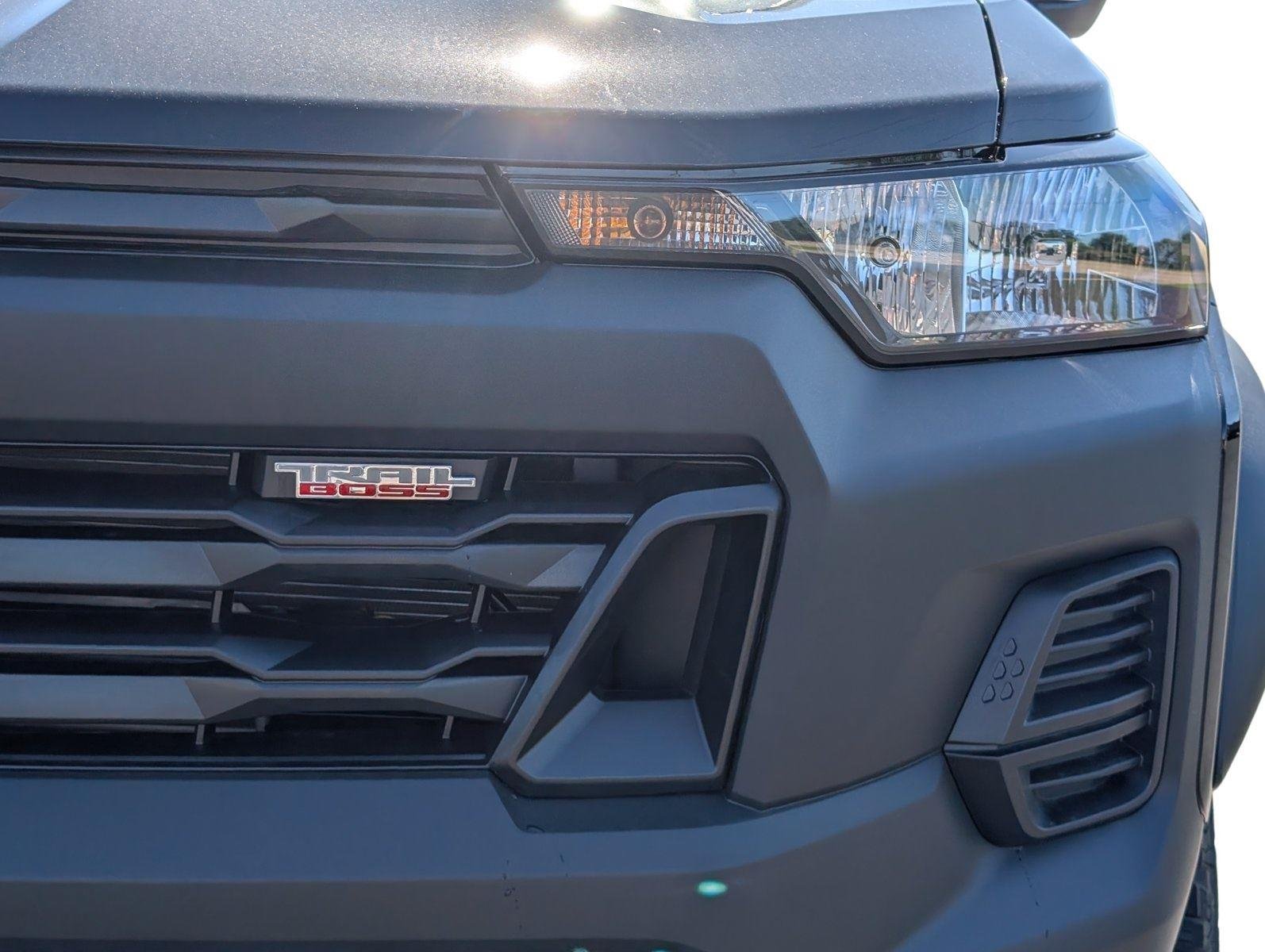 2026 Chevrolet Colorado Trail Boss - Photo 10