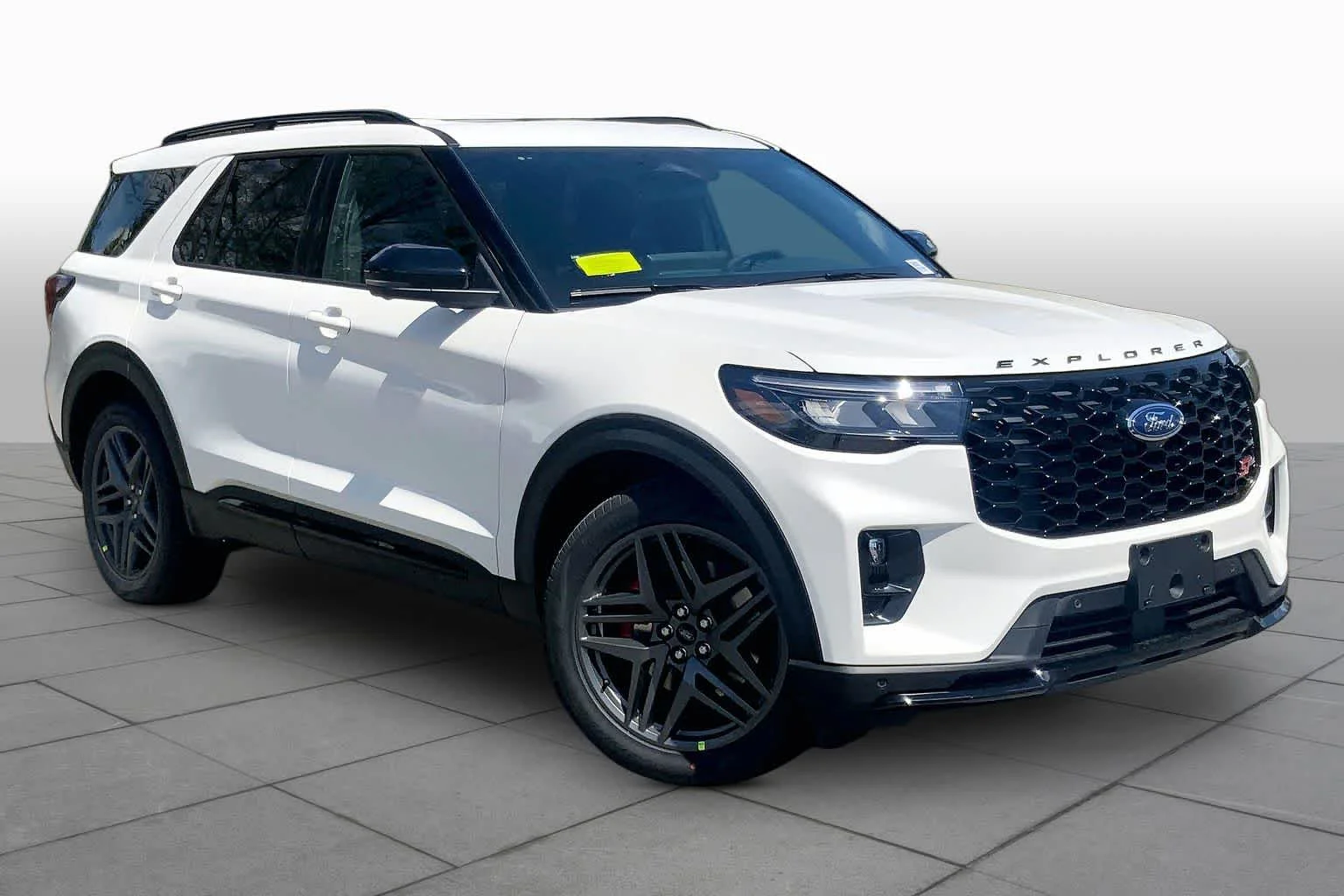 New 2026 Star White Metallic Tri-Coat Ford ST image 19