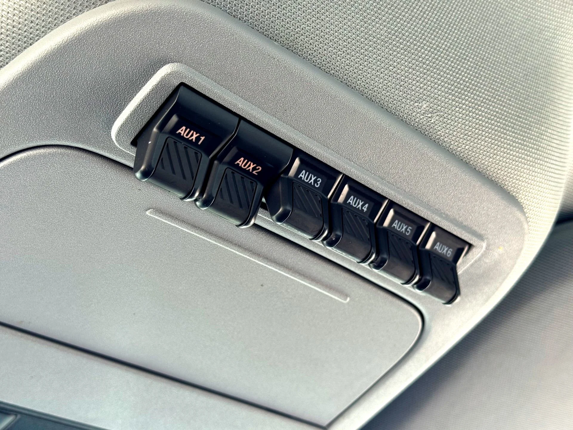 Used 2023  Ford XL image 29