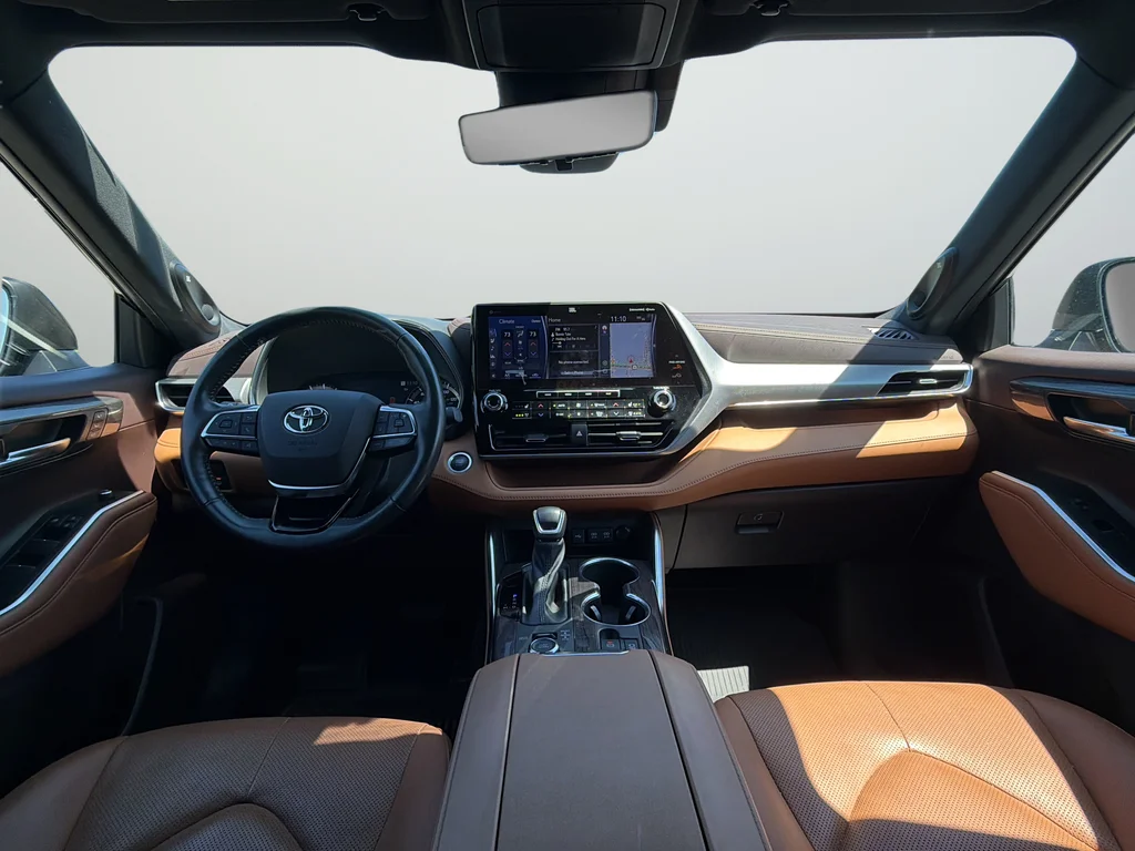 Used 2021 Blue Toyota Platinum image 8