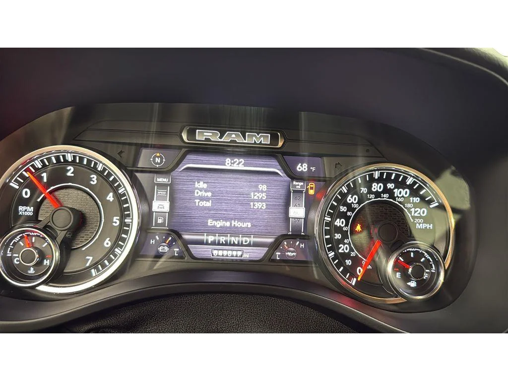 Used 2022 Billet Silver Metallic Clearcoat Ram Big Horn Crew Cab 4X4 3.6L V6 1 OWNER image 20